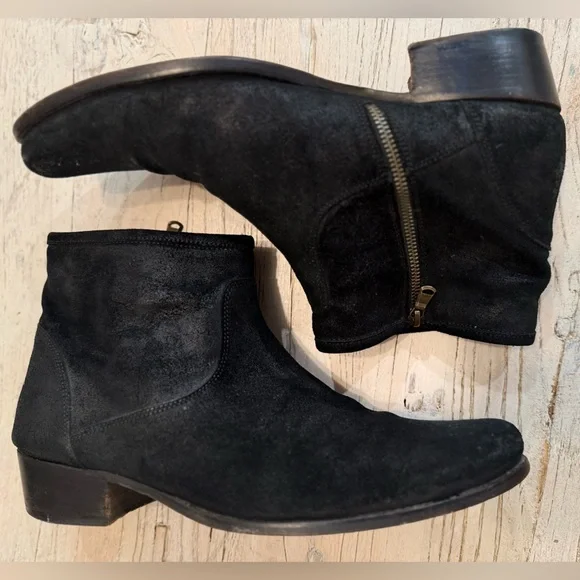 Billy Reid Dark Suede Chukka Boots - Picture 3 of 15